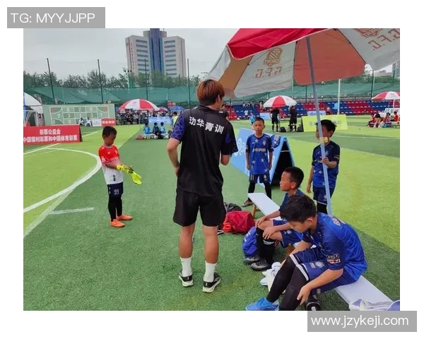 与足球明星亲密接触的瞬间我和他们的合影记录了美好的回忆